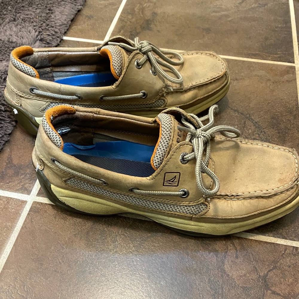 Sperry boat shoes